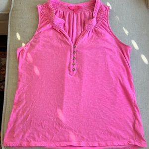 Well Loved Lilly Pulitzer Sleeveless Shirt in Signature Pink (size XL)